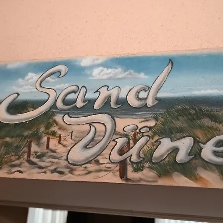 Sand-duene Apartment